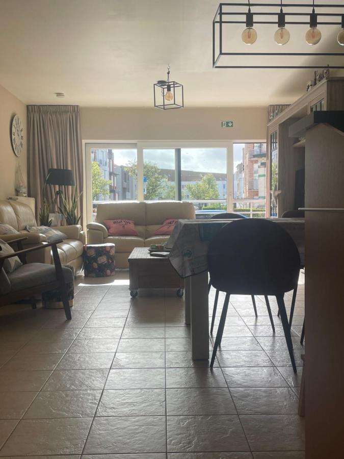 Apartament Des Ambassadeurs Blankenberge Zewnętrze zdjęcie